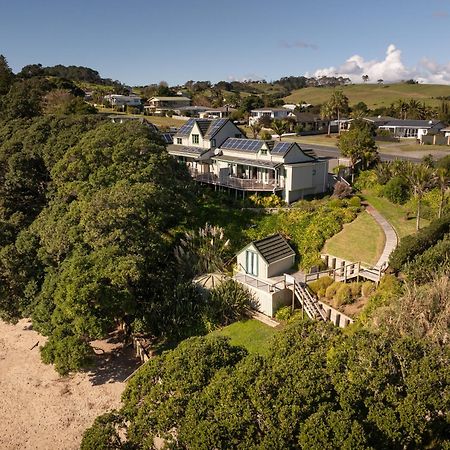 Sunlit Bay Villas Coopers Beach Exterior photo